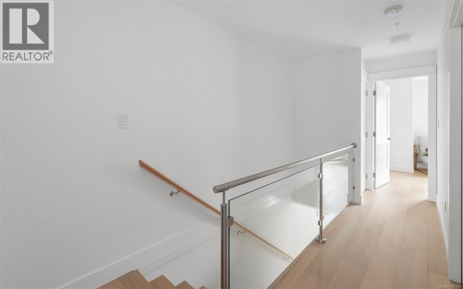 5 820 Dunsmuir Road, Esquimalt