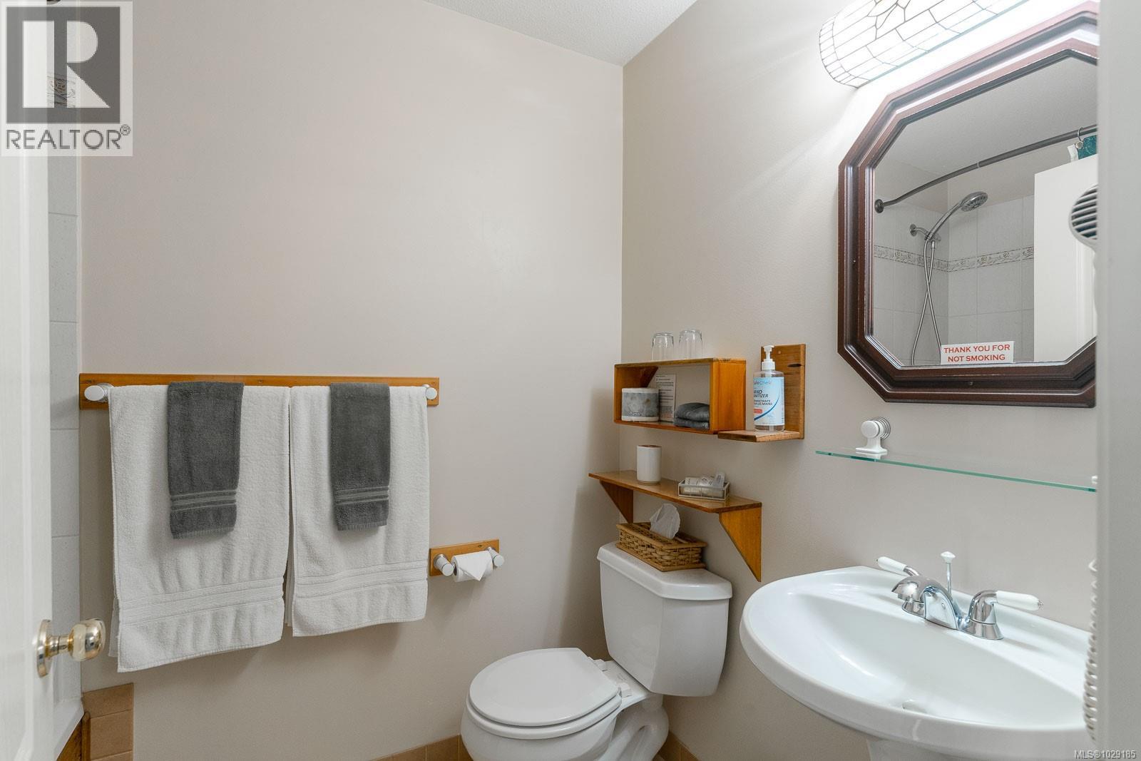 5895 River Rd, Port Alberni