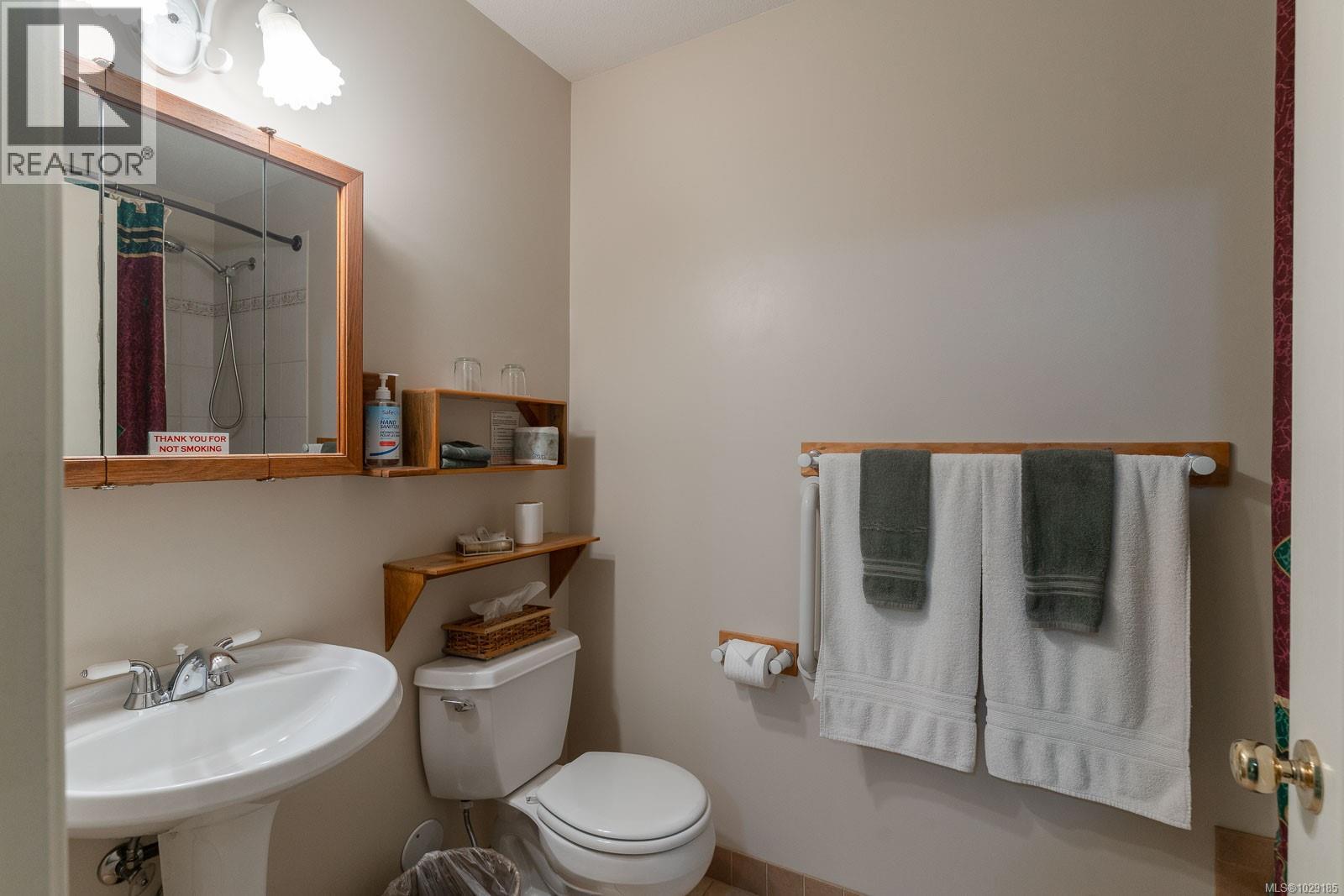 5895 River Rd, Port Alberni