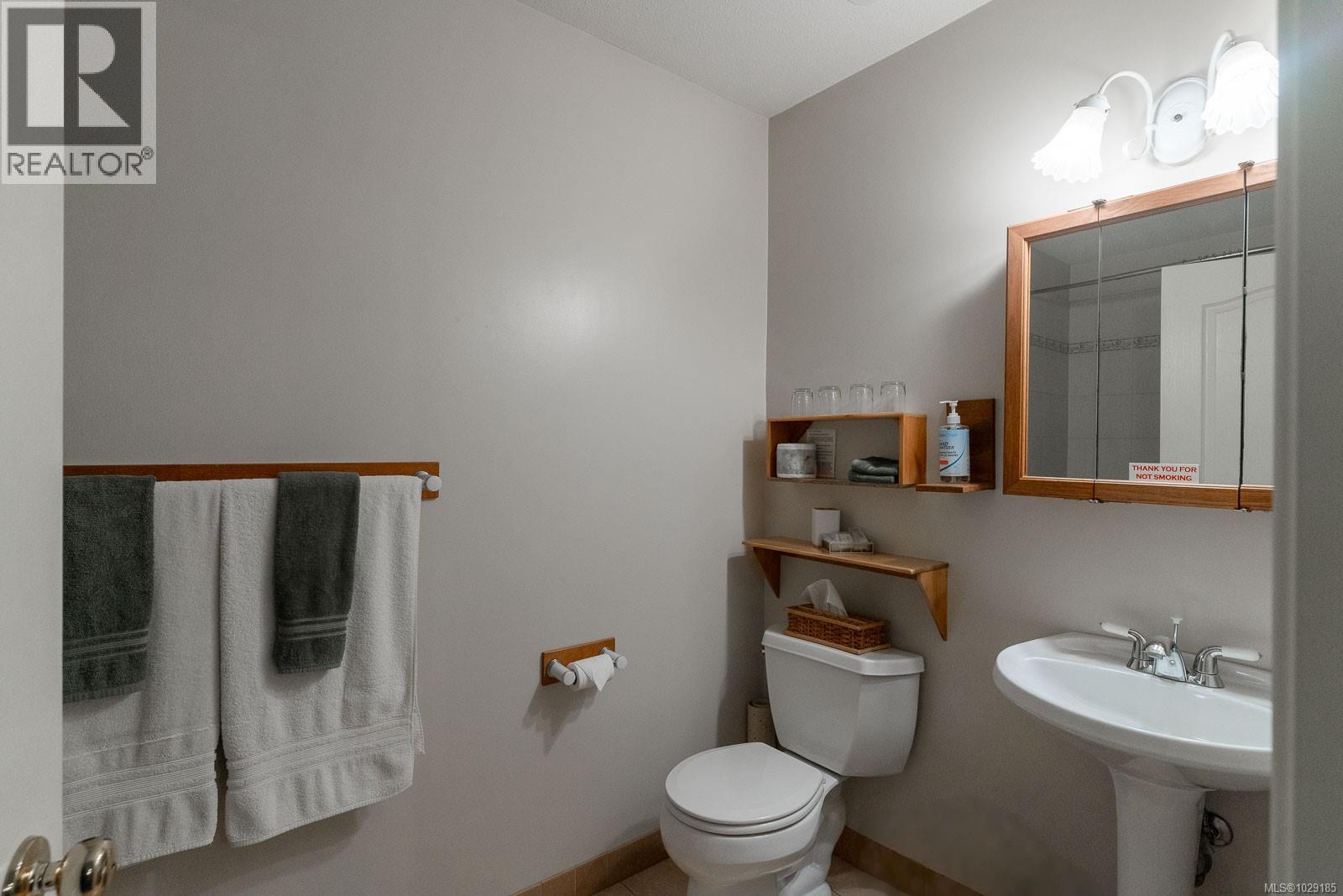 5895 River Rd, Port Alberni