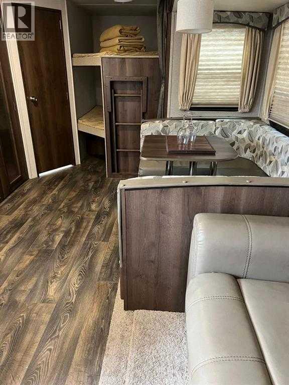 25054 South Pine Lake Road, Rural Red Deer County