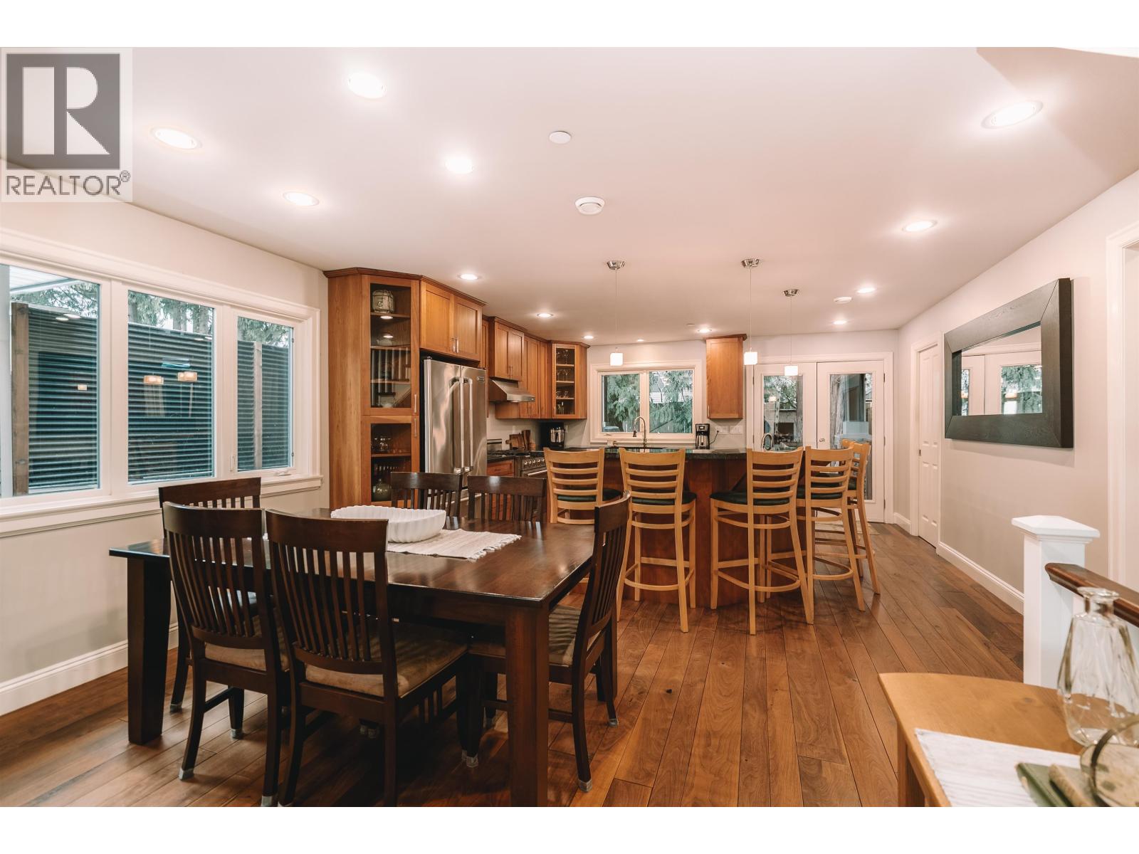 1845 HARBOUR STREET, Port Coquitlam