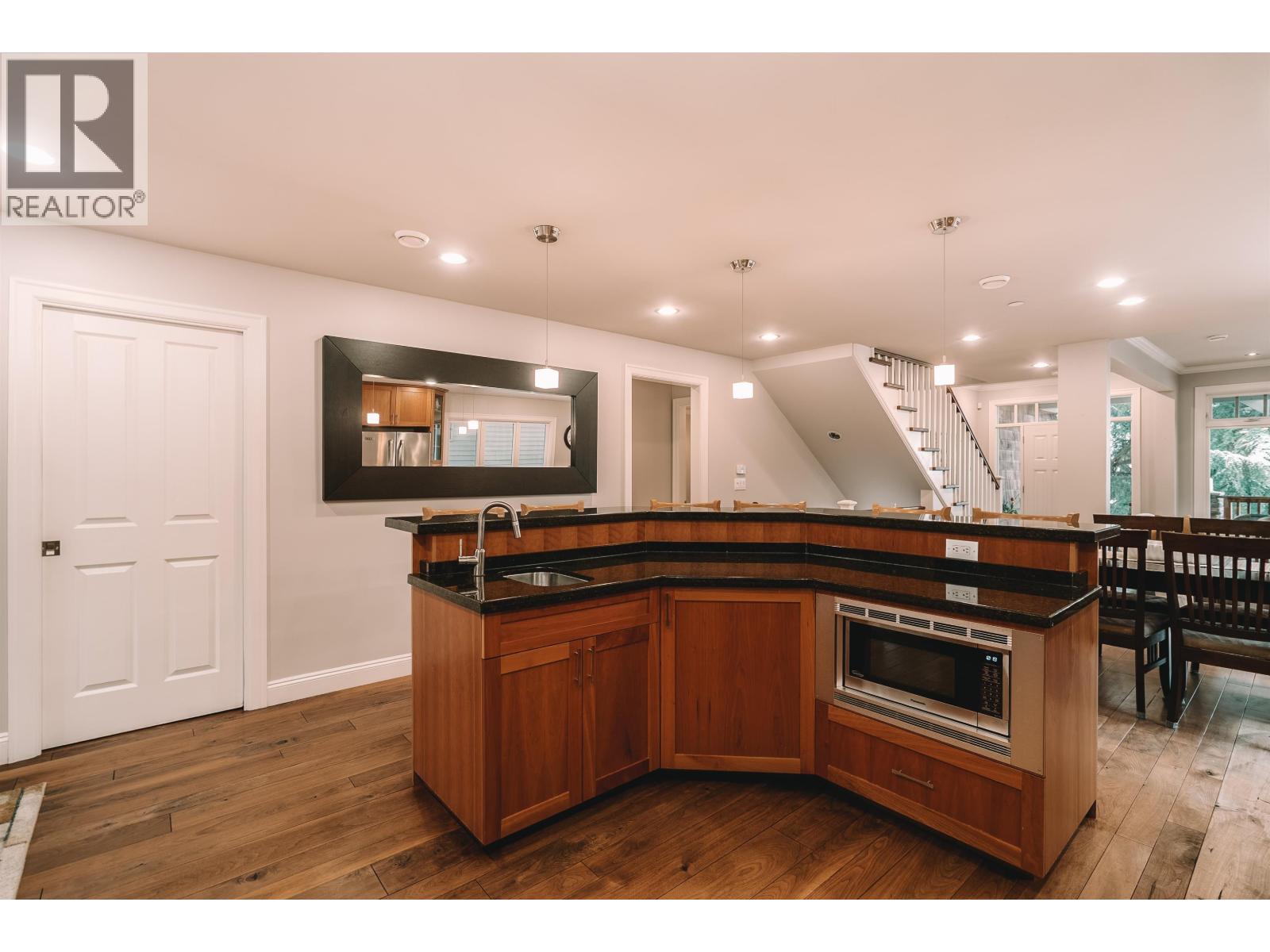 1845 HARBOUR STREET, Port Coquitlam