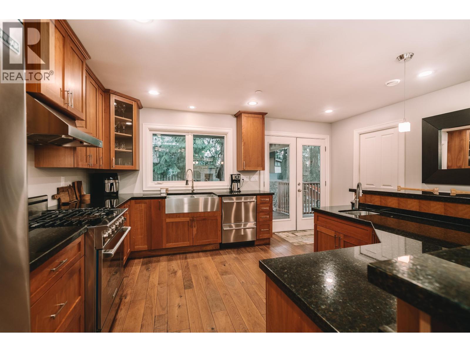 1845 HARBOUR STREET, Port Coquitlam