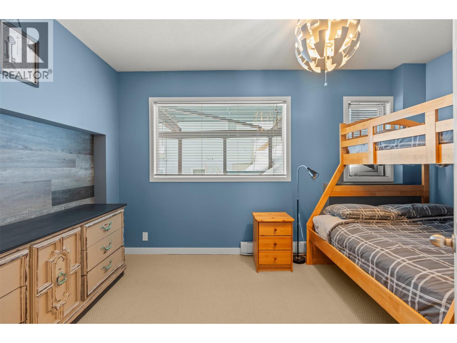 9807A Silver Star Road - 23