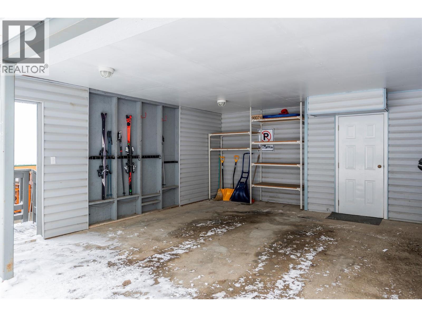 9807A Silver Star Road - 37