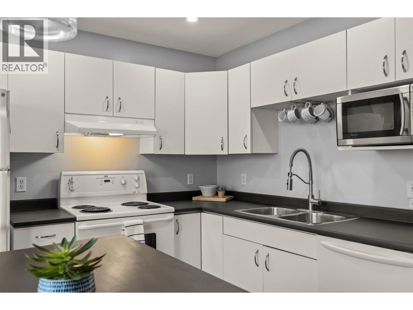 9807A Silver Star Road - 17