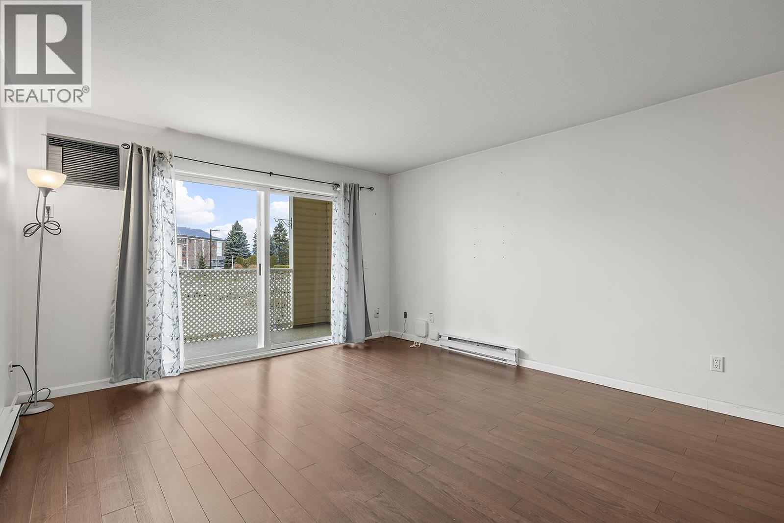 208 3160 Casorso Road, Kelowna