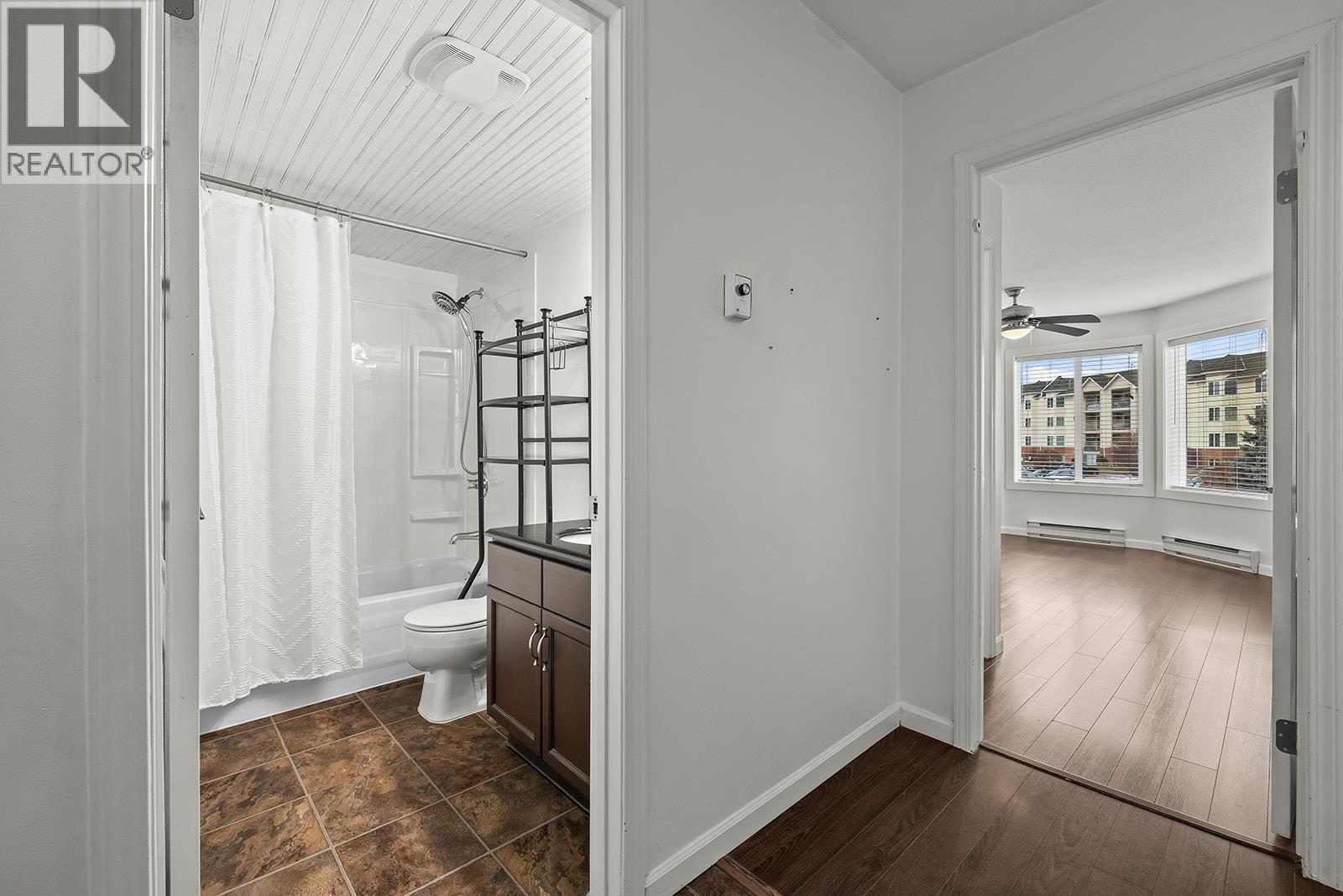 208 3160 Casorso Road, Kelowna