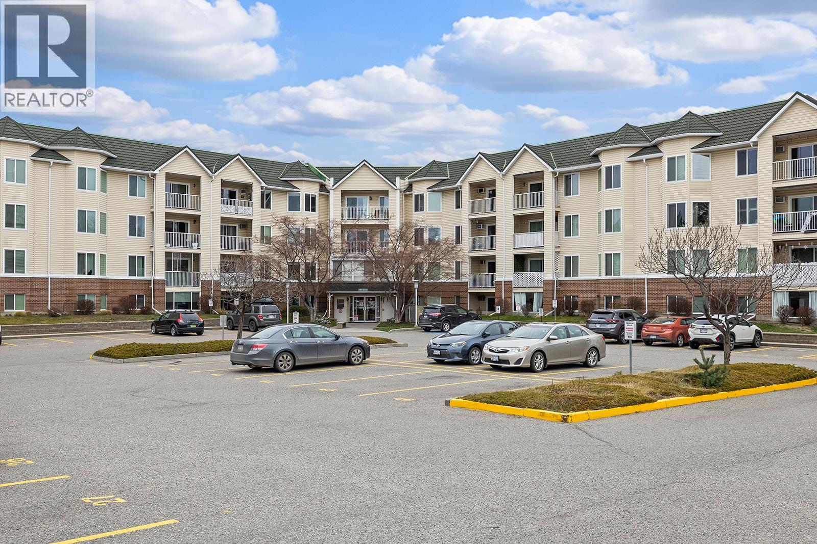 208 3160 Casorso Road, Kelowna