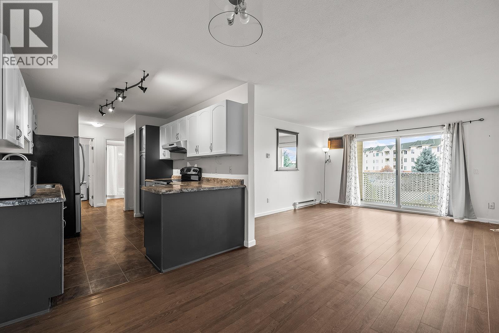 208 3160 Casorso Road, Kelowna