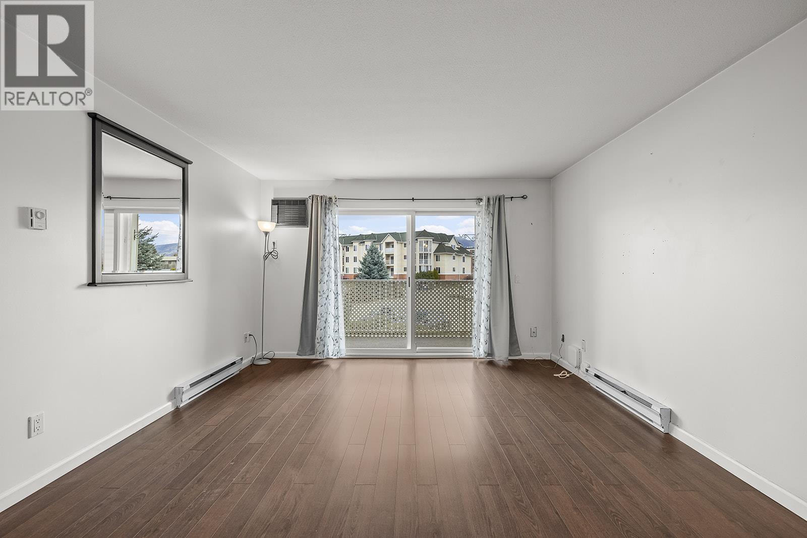 208 3160 Casorso Road, Kelowna