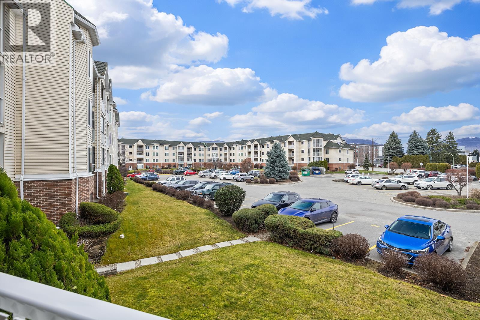 208 3160 Casorso Road, Kelowna