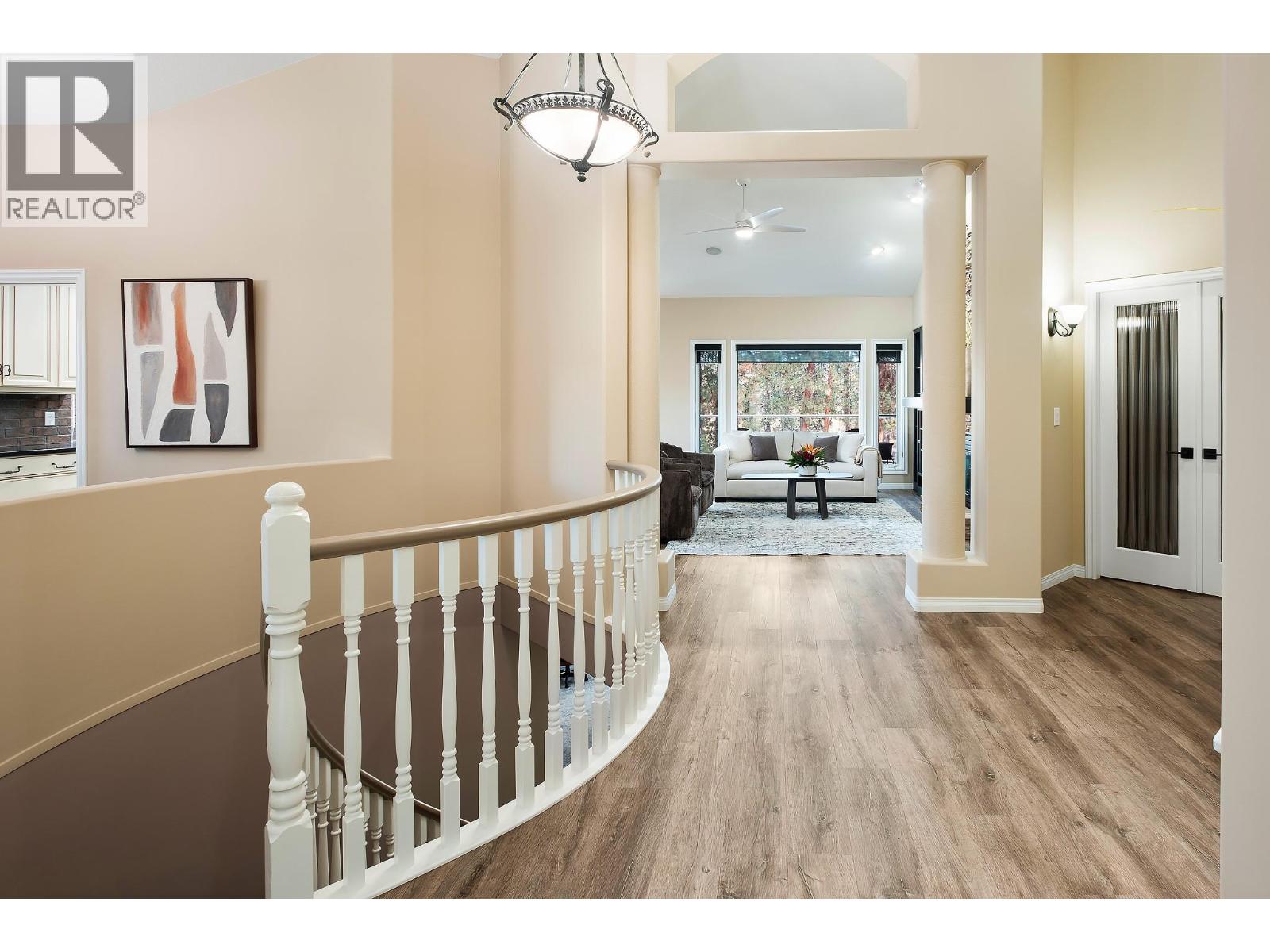 3907 Gallaghers Circle, Kelowna