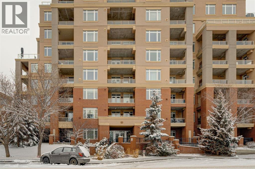 Single Family House for Sale in   Hemlock Crescent SW Spruce Cliff Calgary 