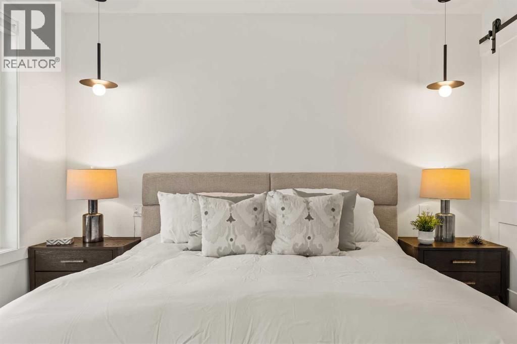 Single Family House for Sale in   Avenue SW Altadore Calgary 