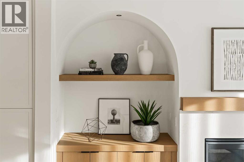 Single Family House for Sale in   Avenue SW Altadore Calgary 