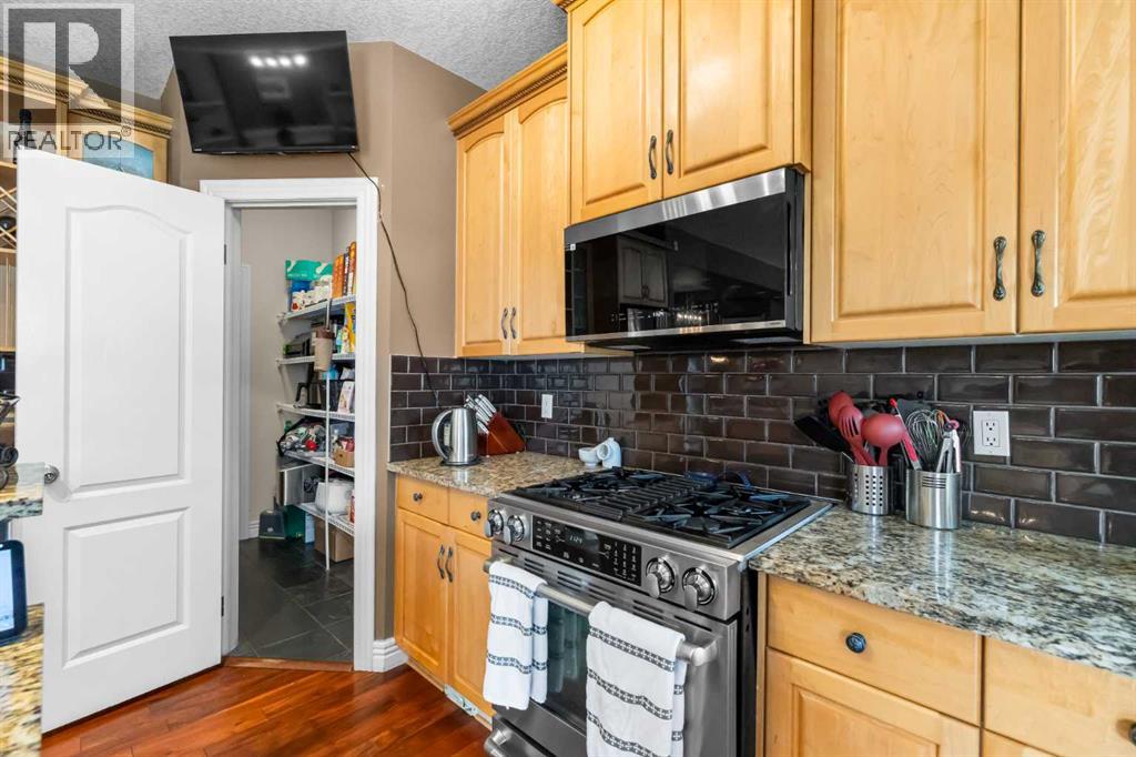 Single Family House for Sale in  Royal Highland Court NW Royal Oak Calgary 