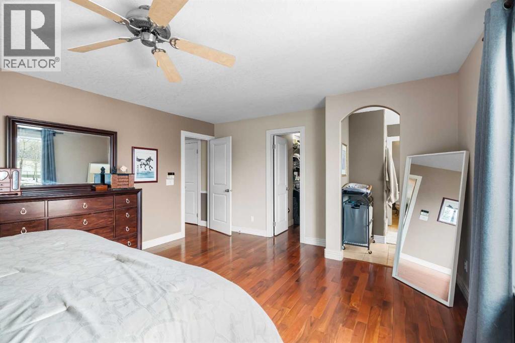 Single Family House for Sale in  Royal Highland Court NW Royal Oak Calgary 