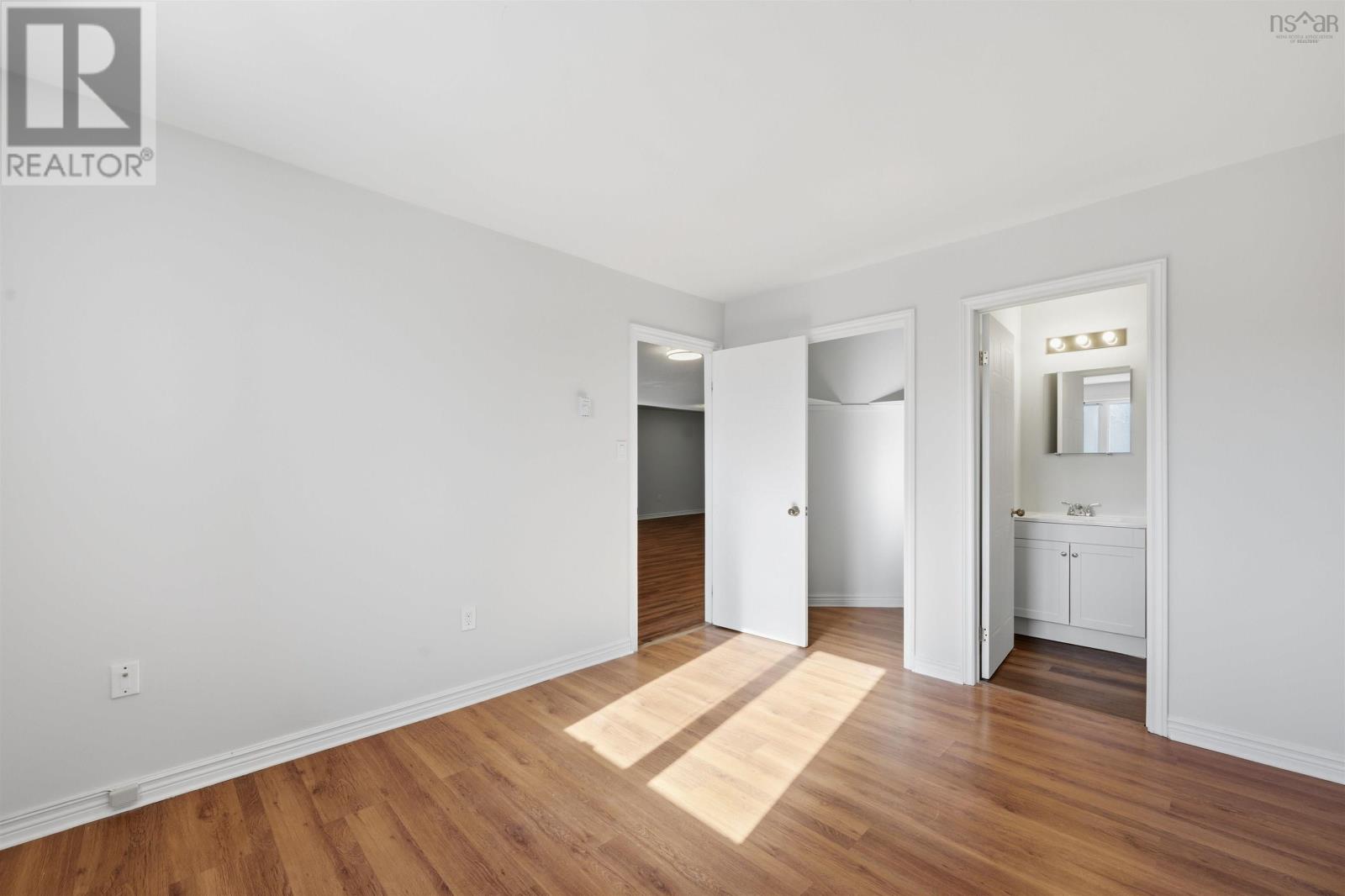 Property 22 of 29 of 314 15 Langbrea Drive