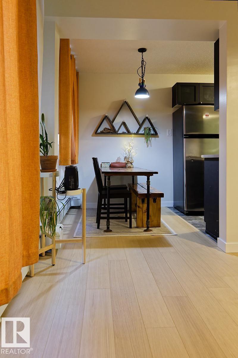 #105 11217 103 AV NW NW - 11