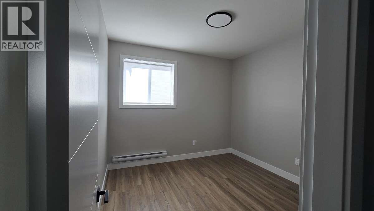 2852 Canyon Crest Drive - 43