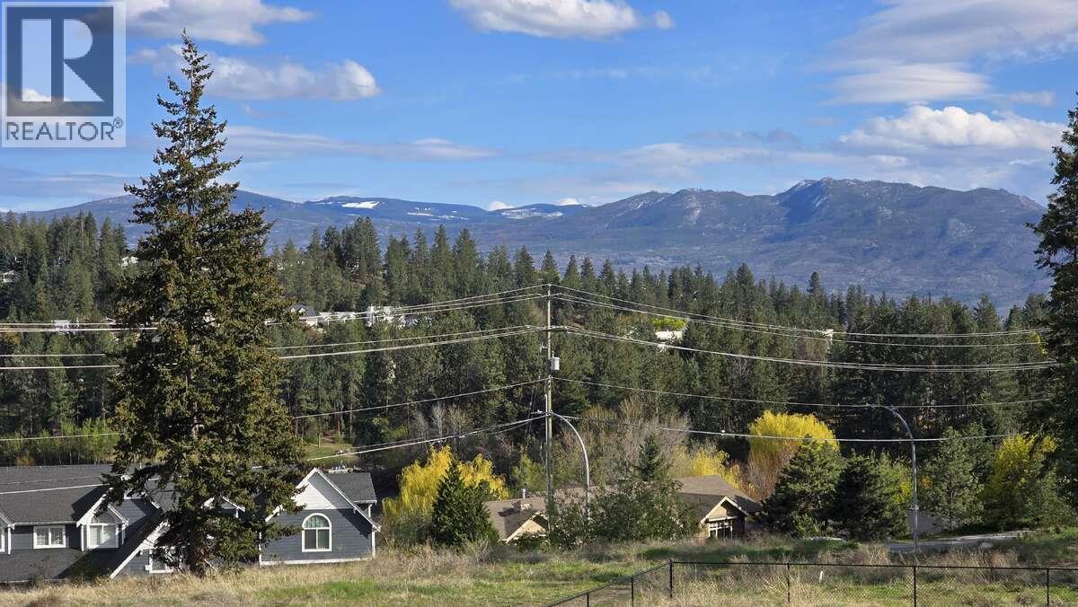 2852 Canyon Crest Drive, West Kelowna