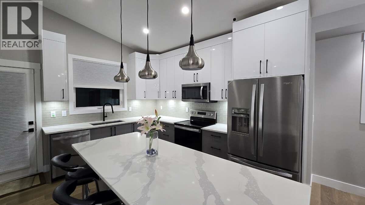 2852 Canyon Crest Drive, West Kelowna