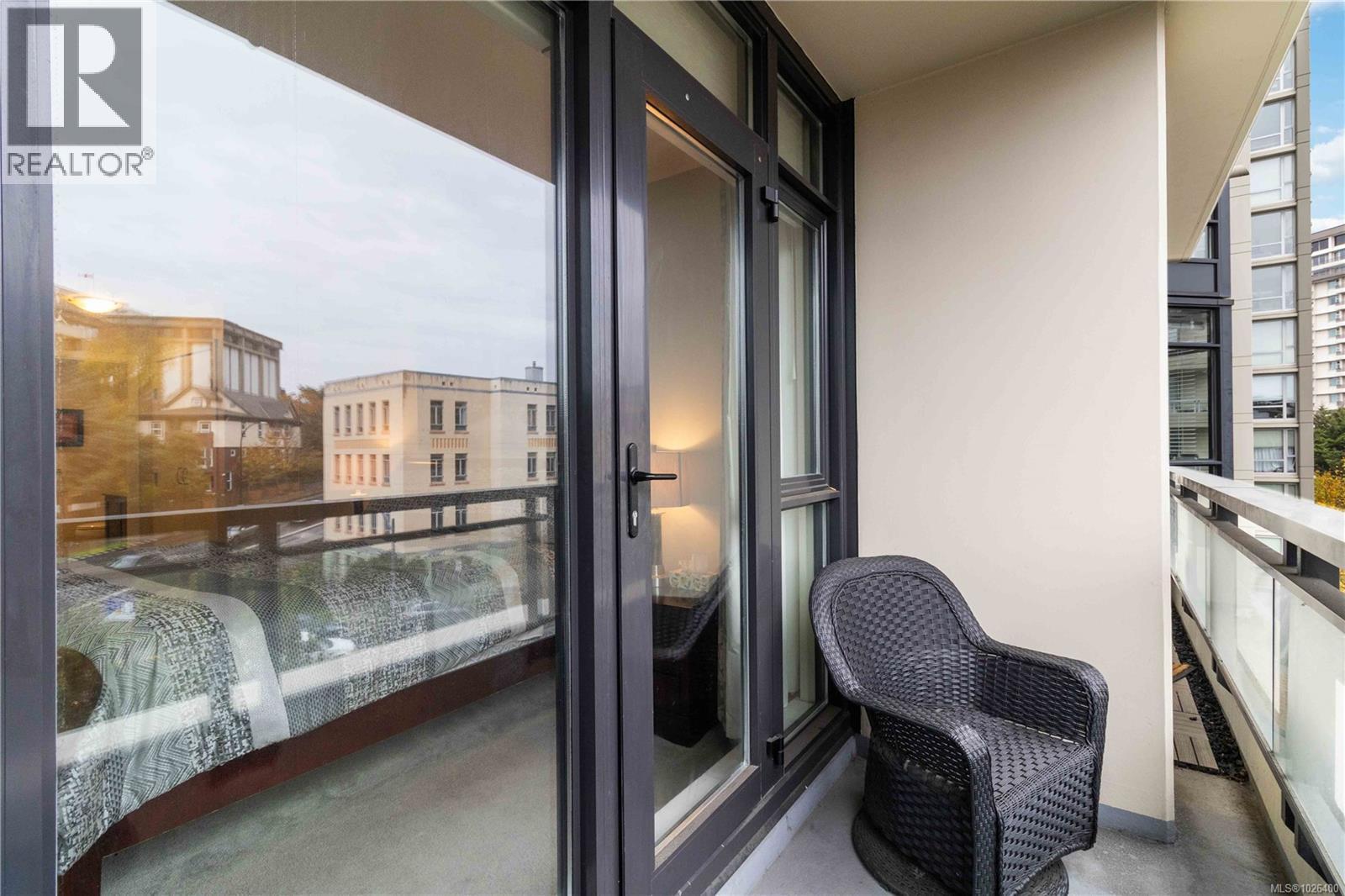 603 788 Humboldt St, Victoria