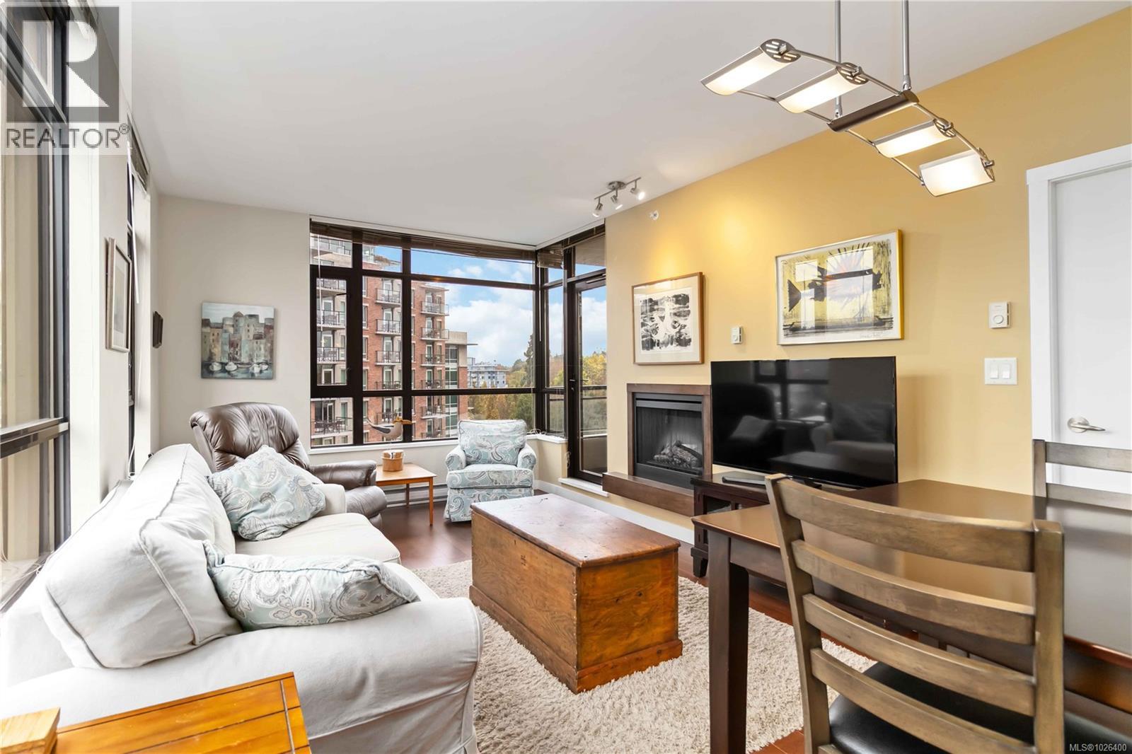 603 788 Humboldt St, Victoria