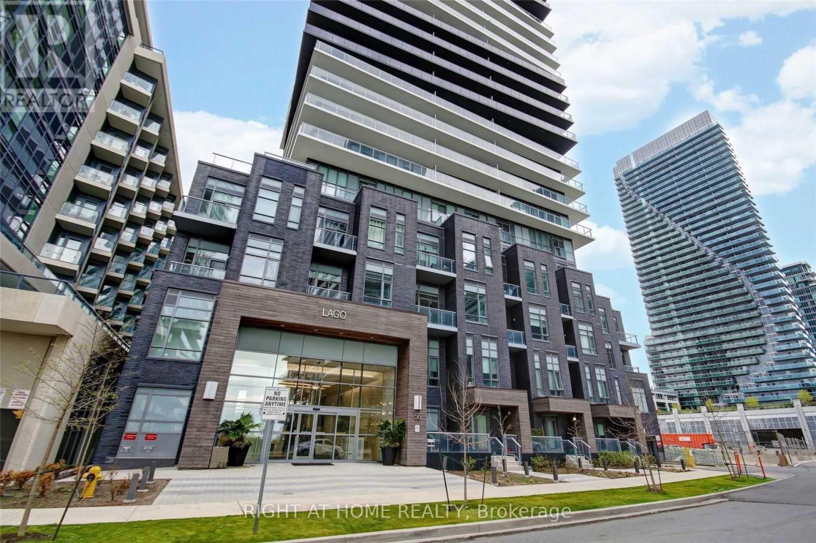 Listing photo of 3204 - 56 ANNIE CRAIG DRIVE