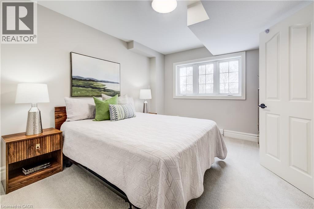 38 DEER RIDGE Crescent, Kitchener, Ontario