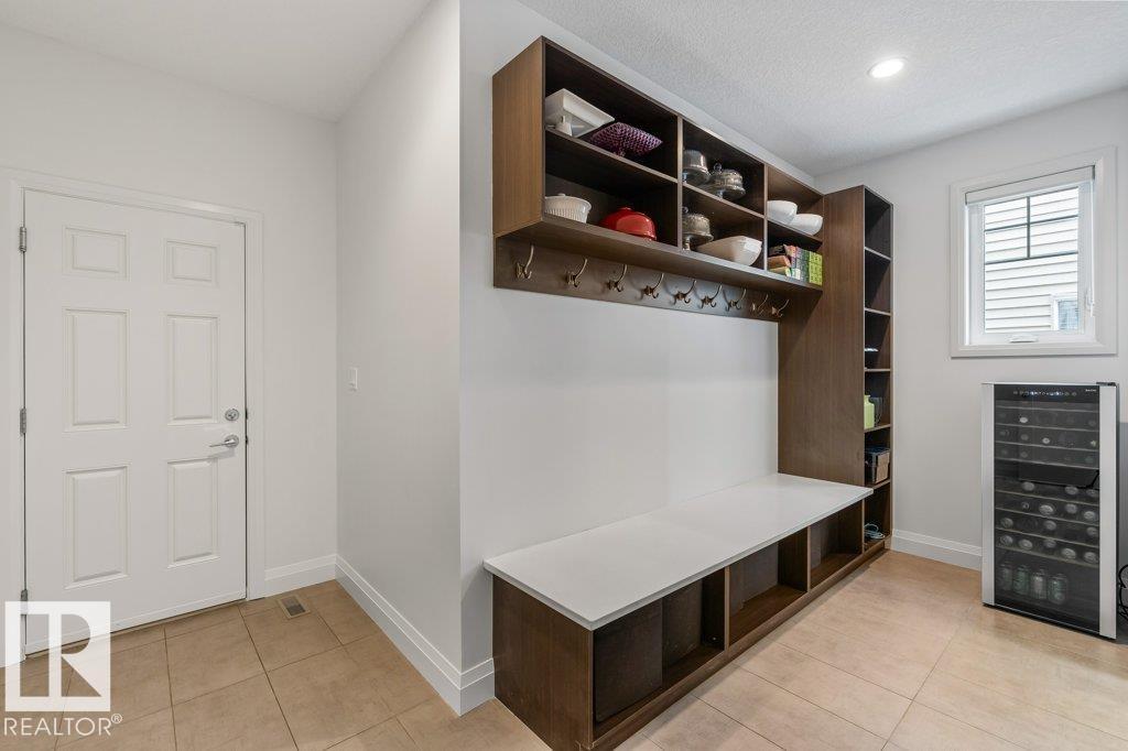 4476 SUZANNA CR SW, Edmonton