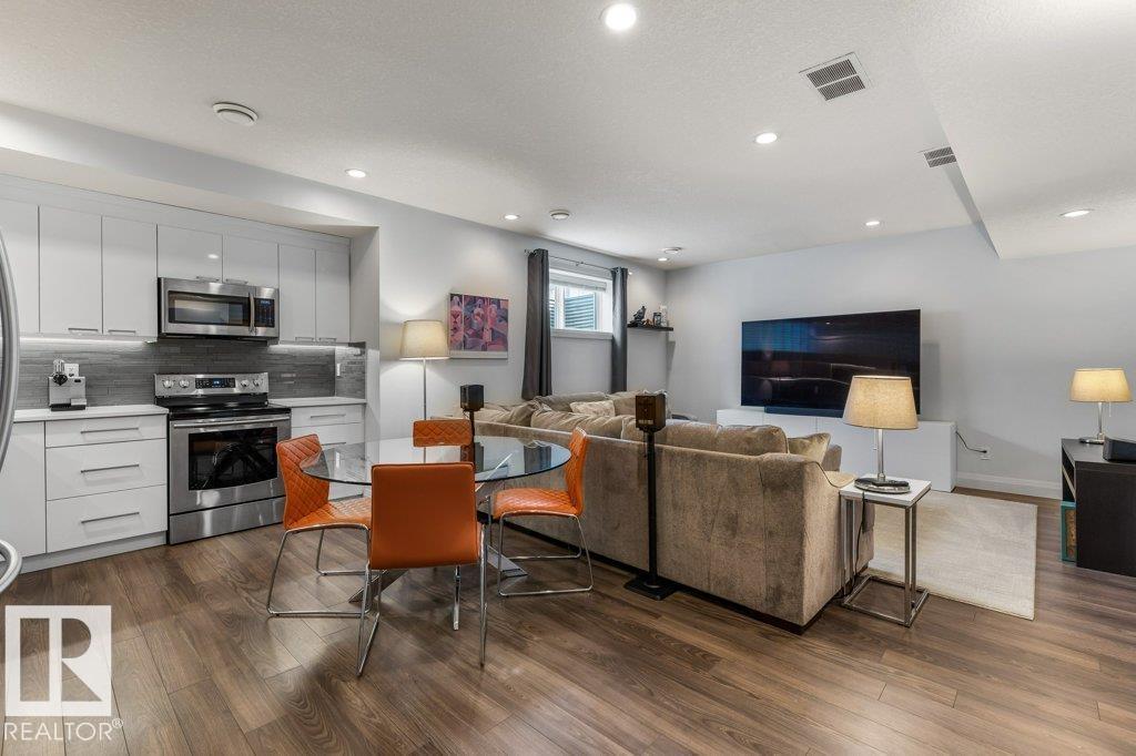 4476 SUZANNA CR SW, Edmonton