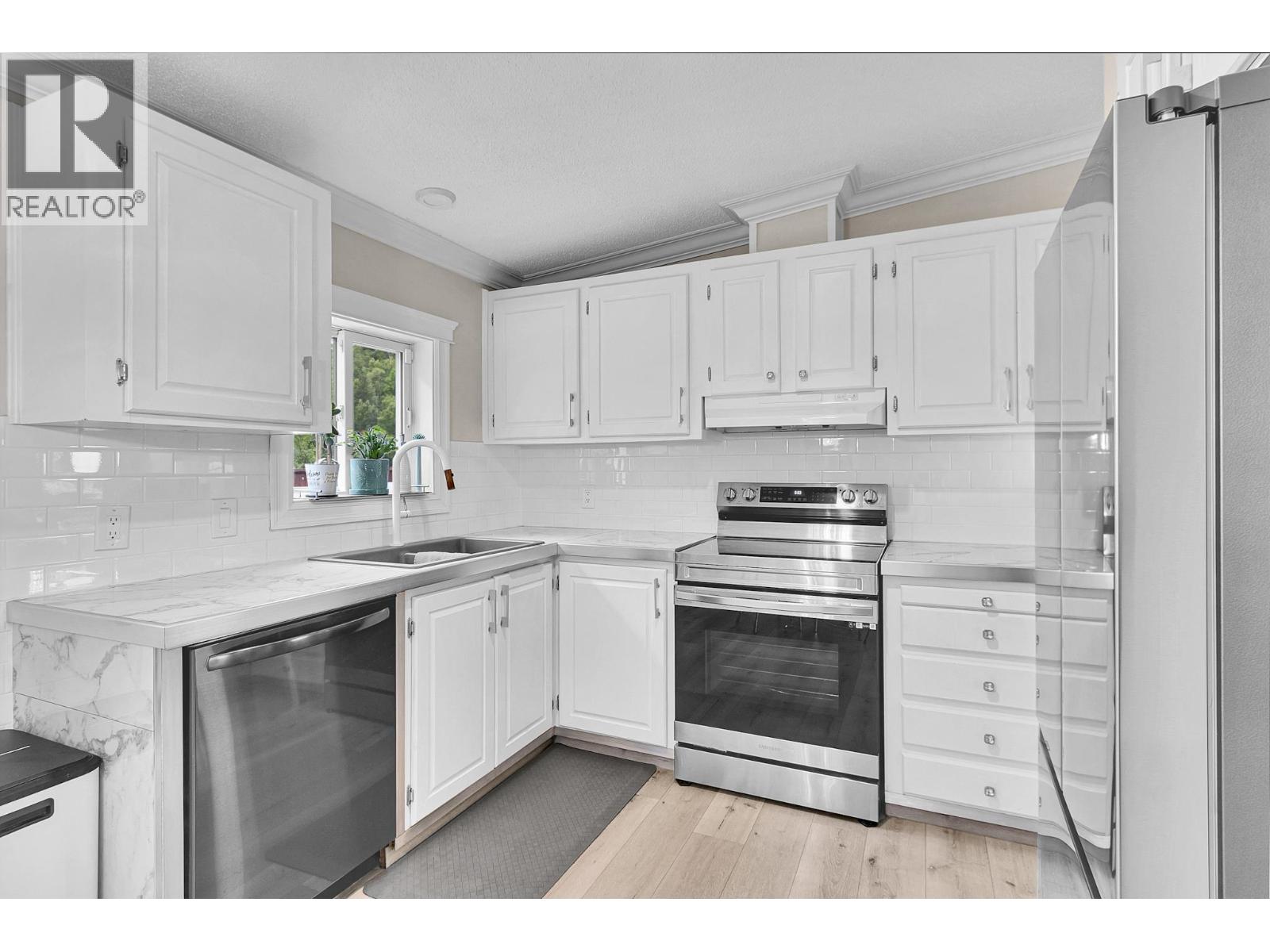 1195 INVERNESS ROAD, Prince George