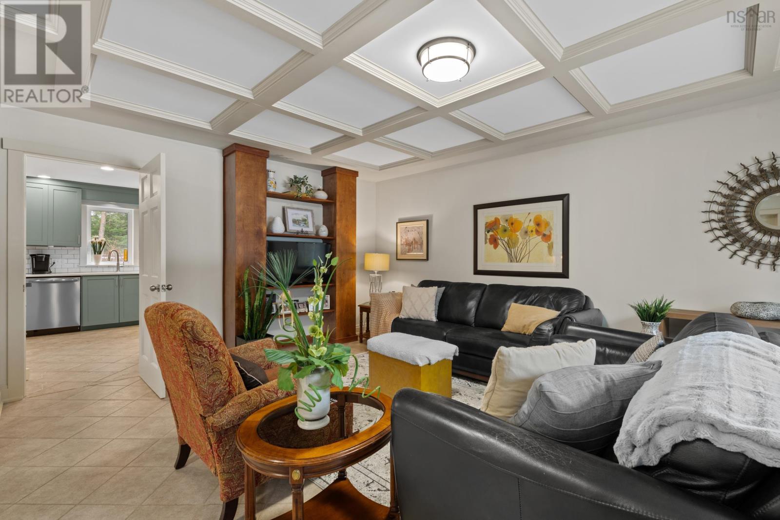 Property 18 of 50 of 532 Oakland Road