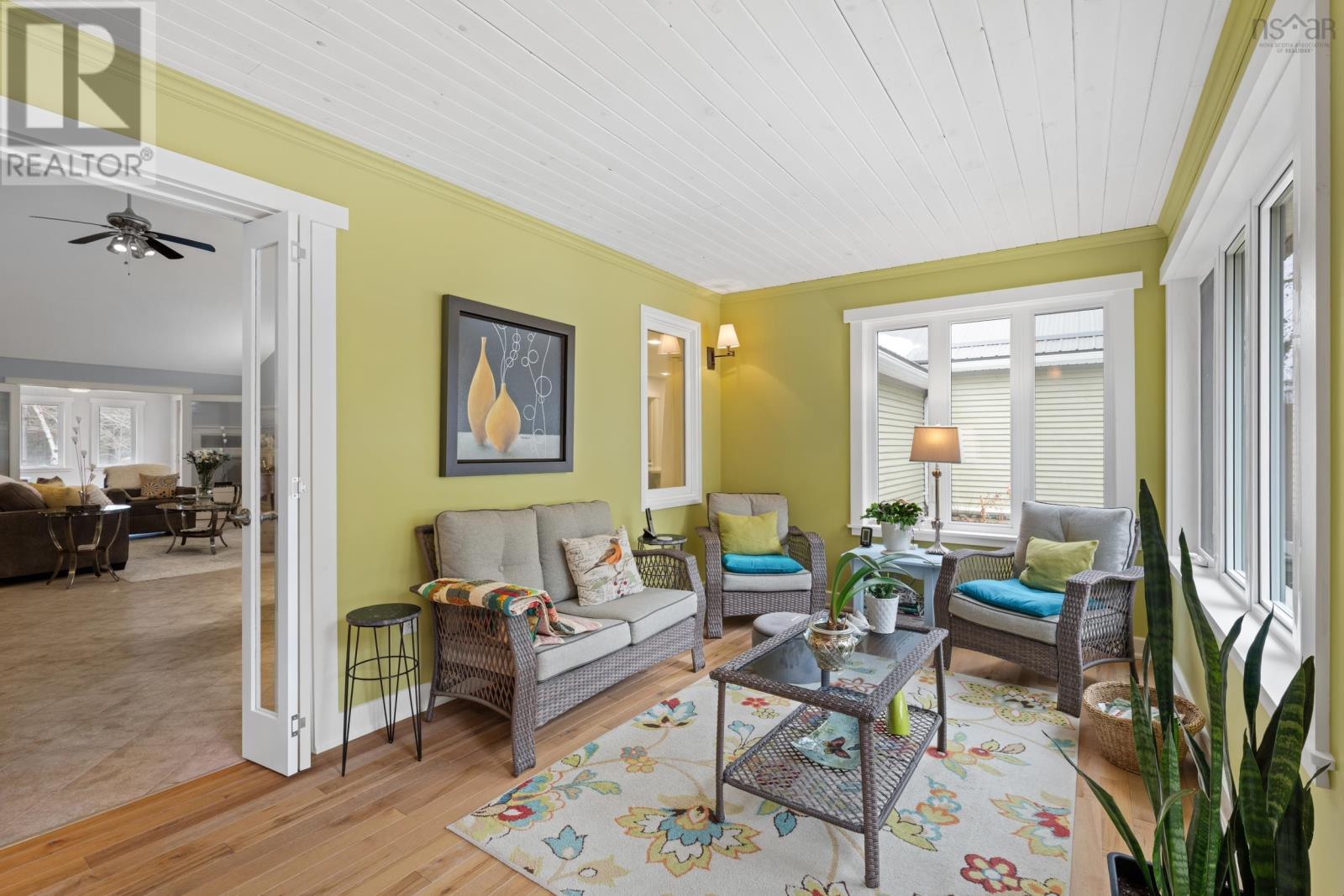 Property 20 of 50 of 532 Oakland Road