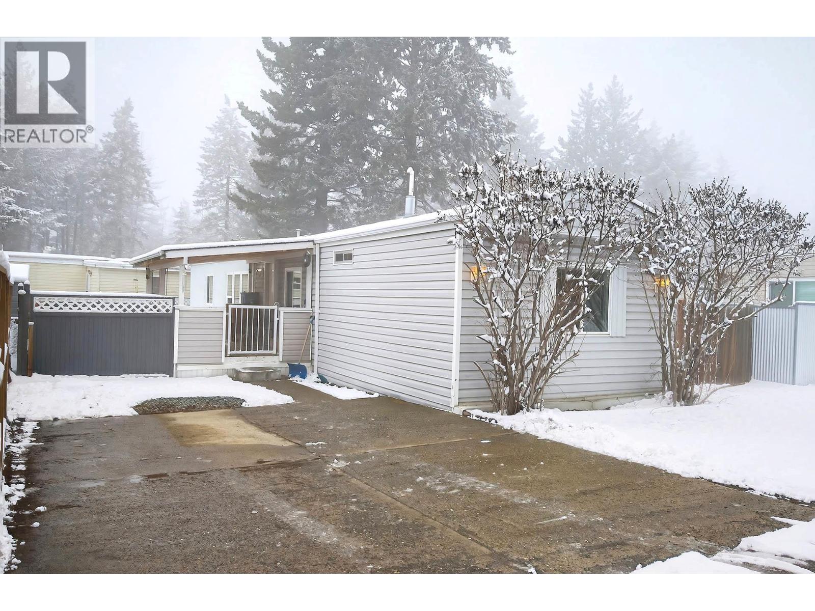 1555 HOWE Road Unit# 8, Kamloops