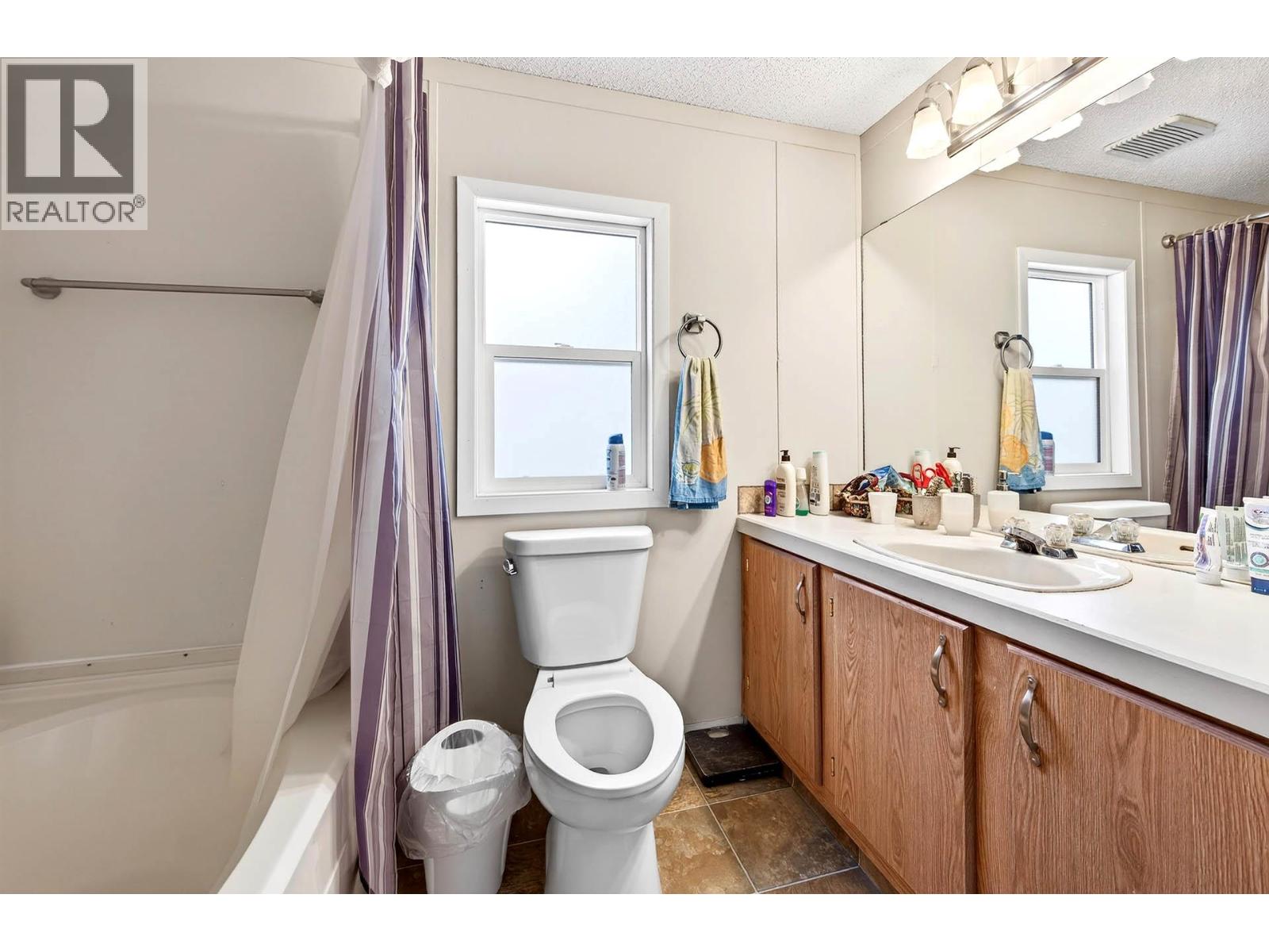 #8 1555 HOWE Road - 11