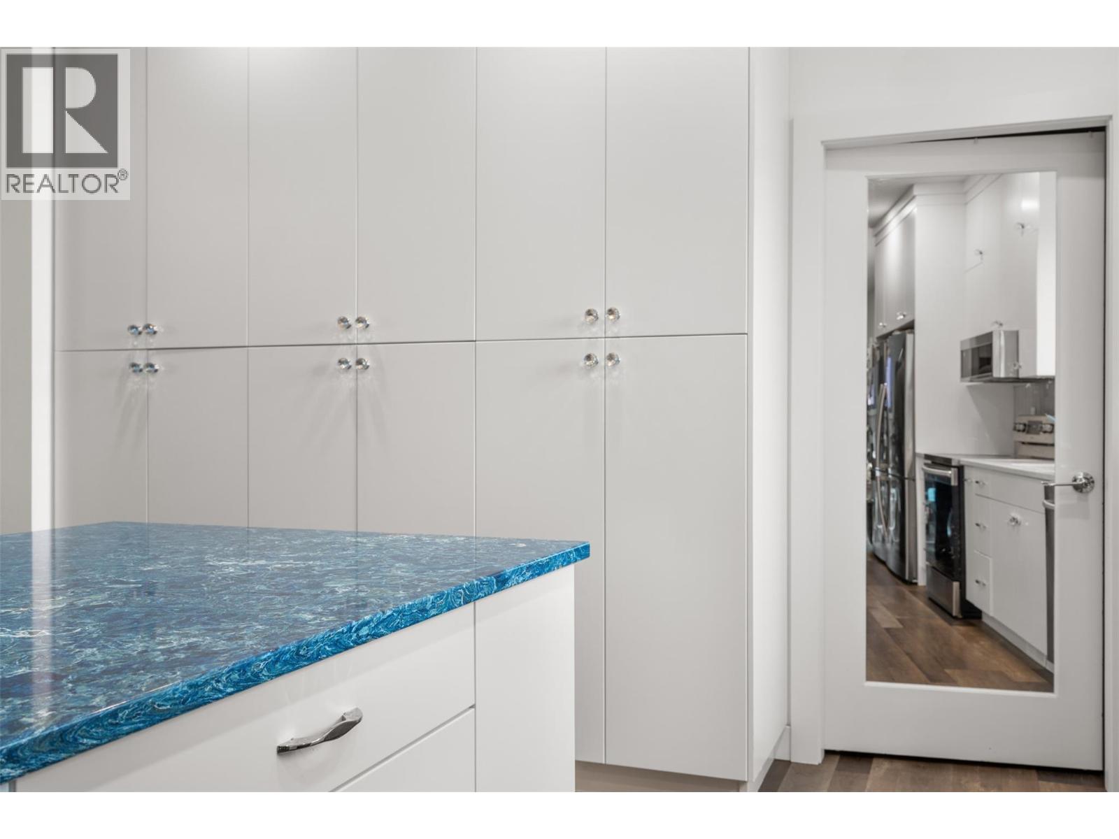 571 Mountain Drive, Vernon