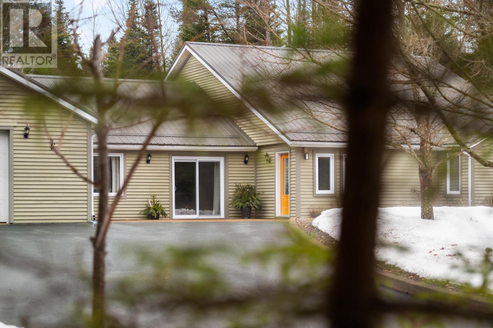 Property photo of 532 Oakland Road