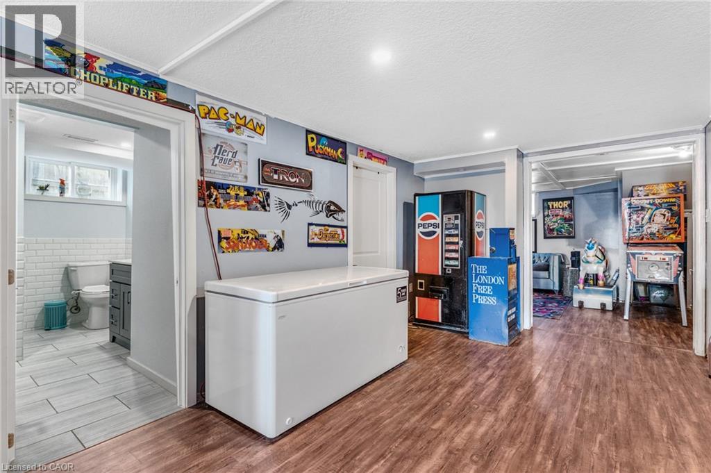 136 LIMPERT Avenue, Cambridge, Ontario, N3C1B9 — Photo 36