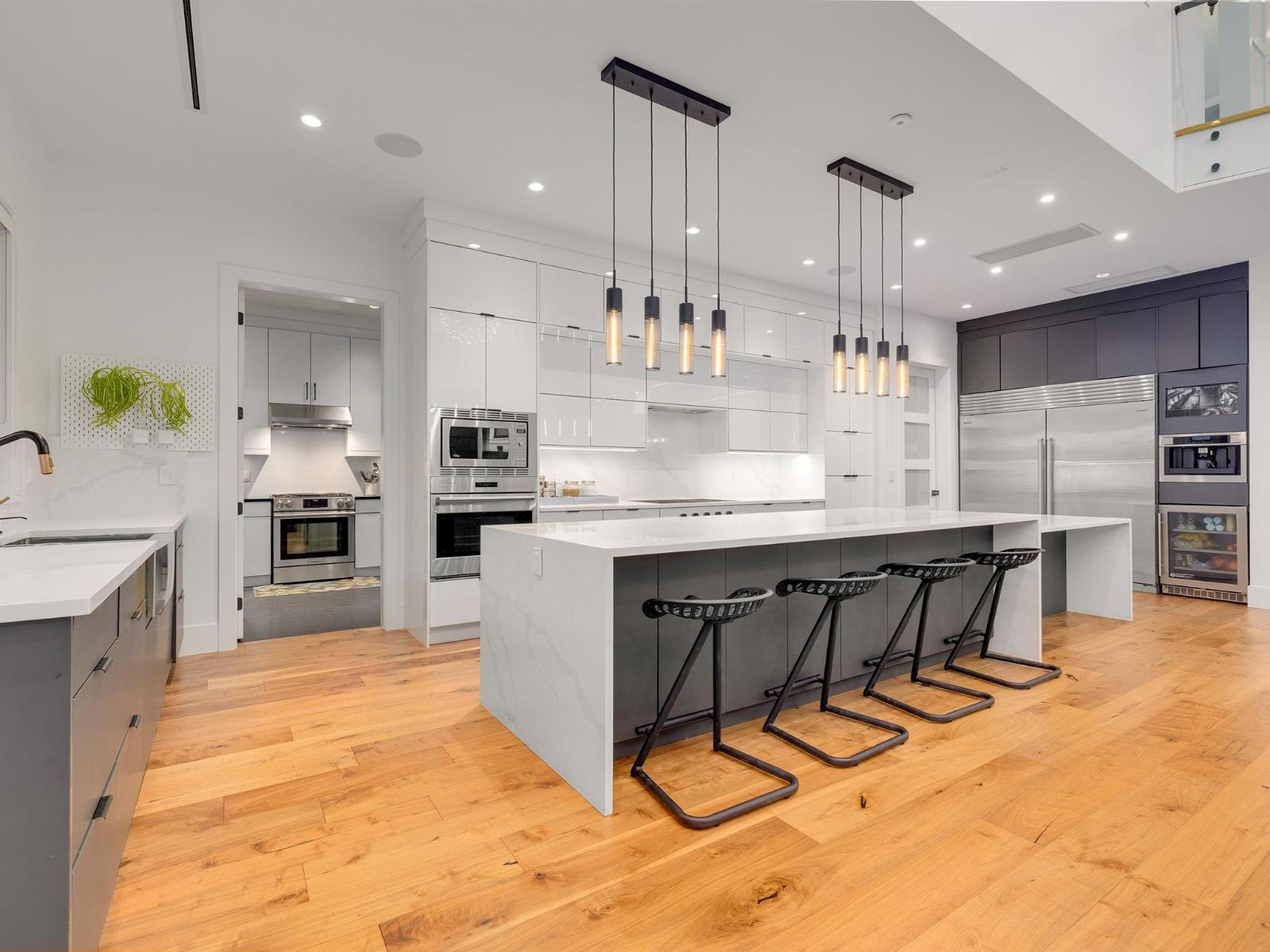 2875 164A STREET, Surrey