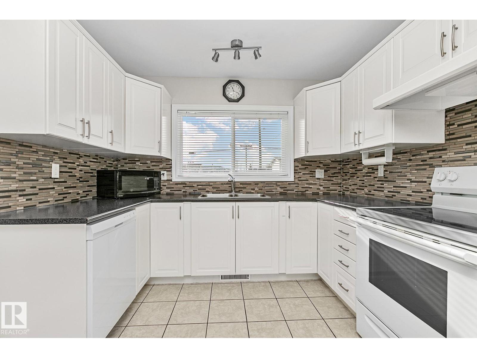 Single Family House Bungalow for Sale in  A AV NW Edmonton 