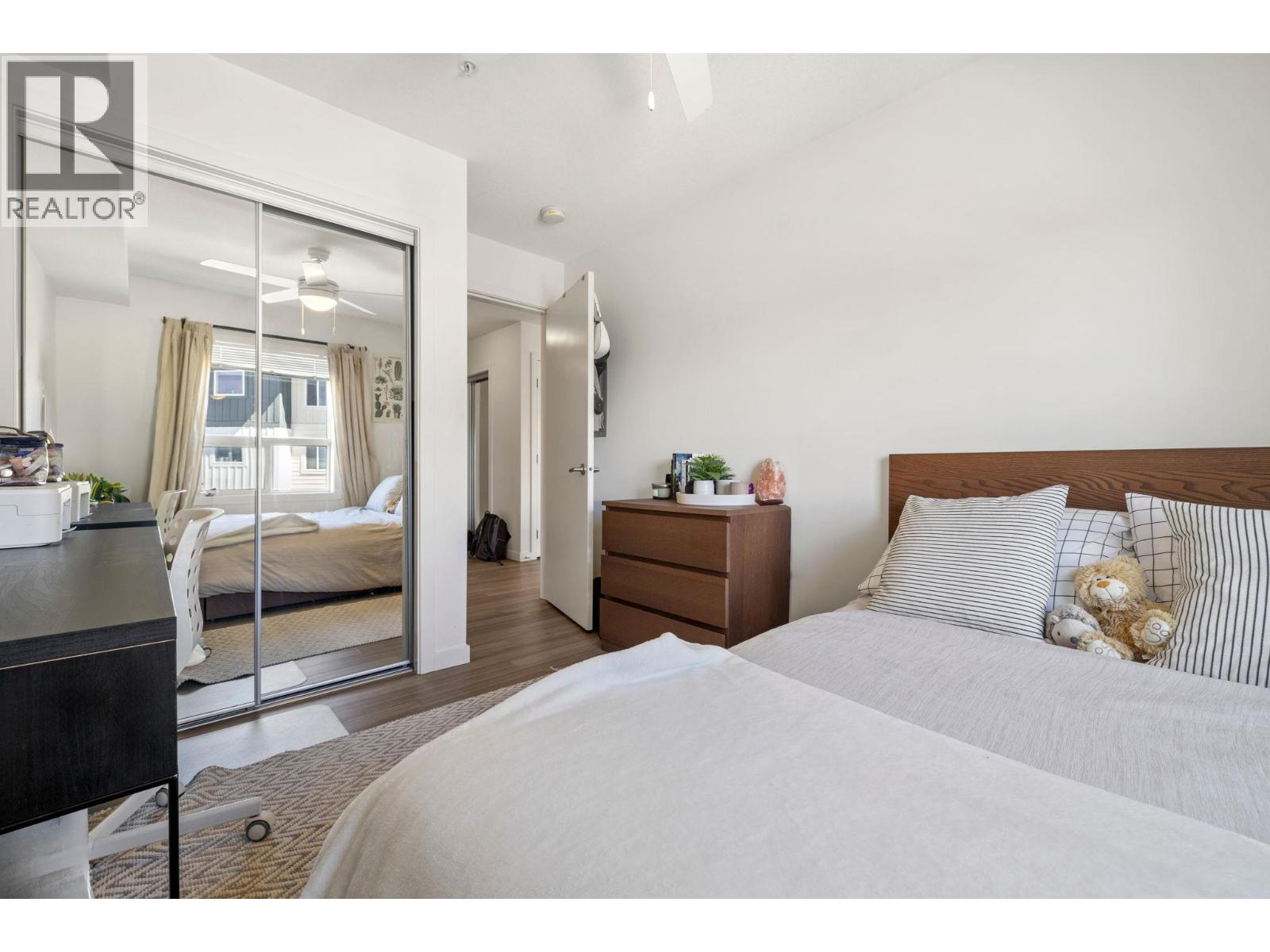 #312 883 Academy Way - 16
