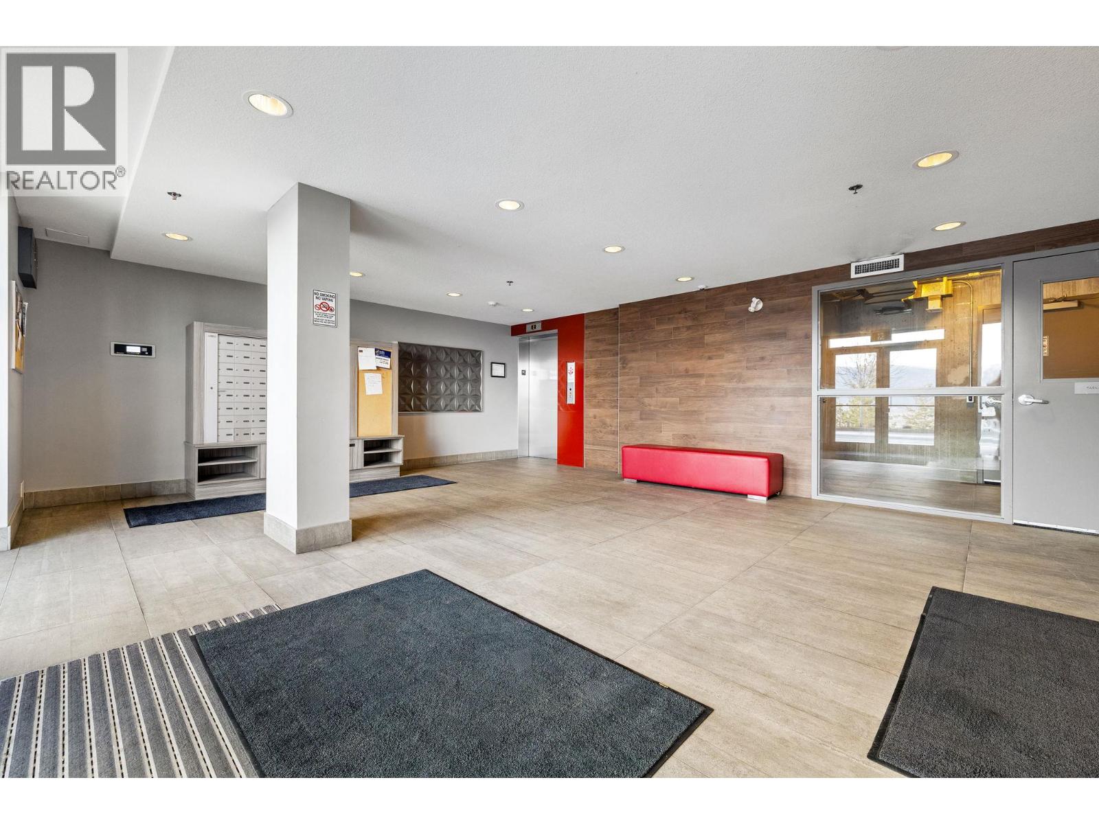 #312 883 Academy Way - 3
