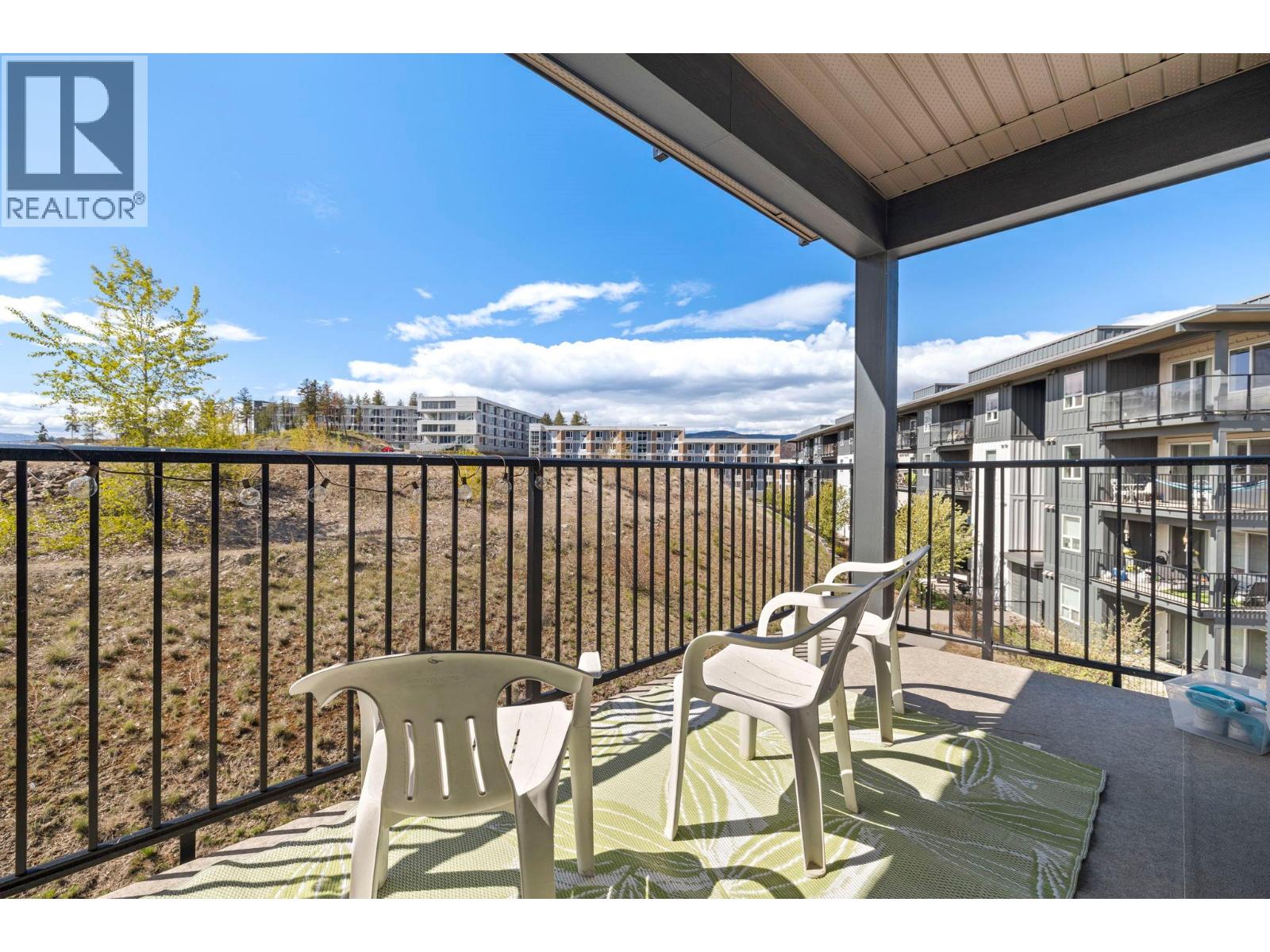 #312 883 Academy Way - 22