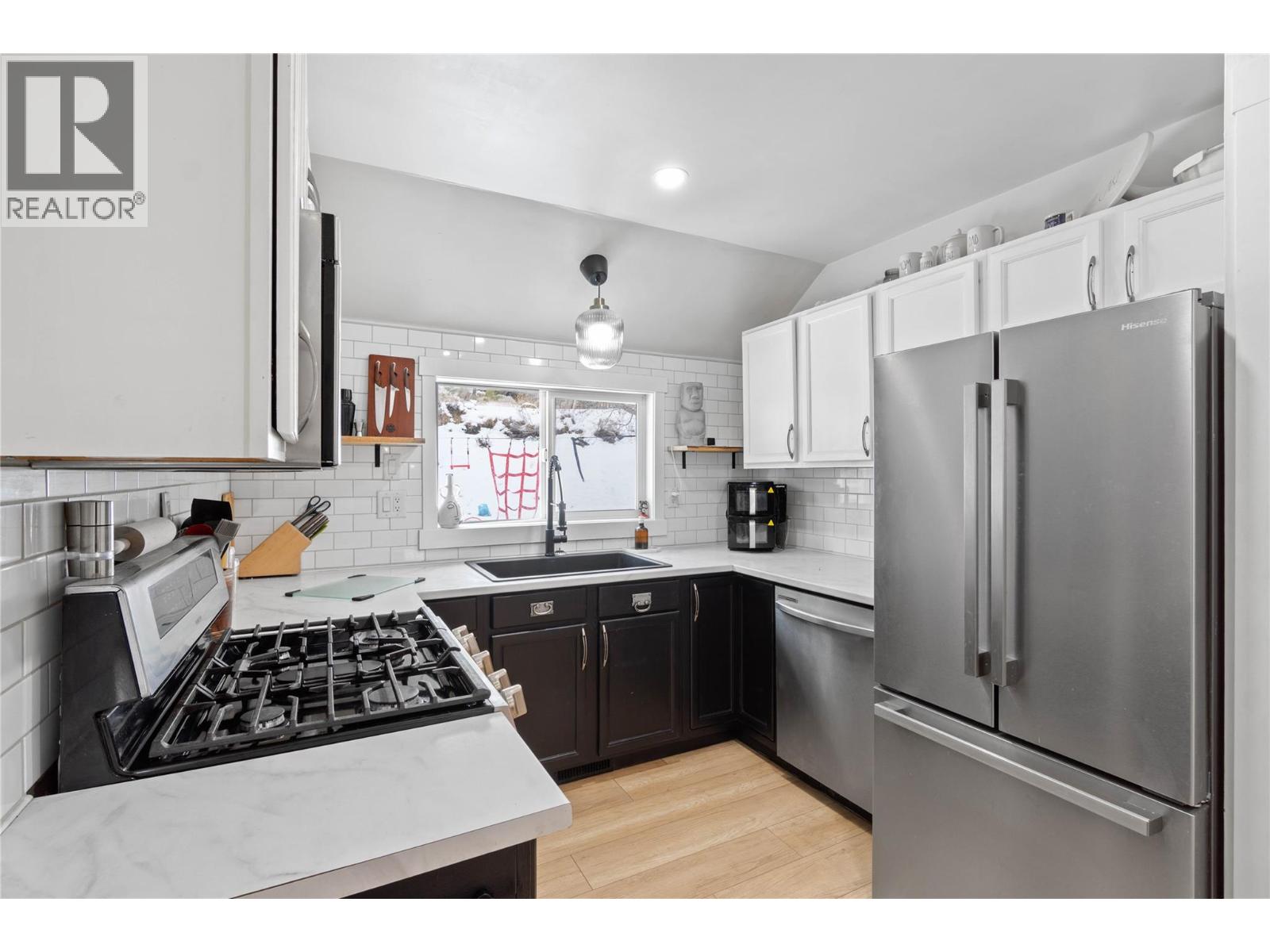 2585 QU'APPELLE Boulevard, Kamloops