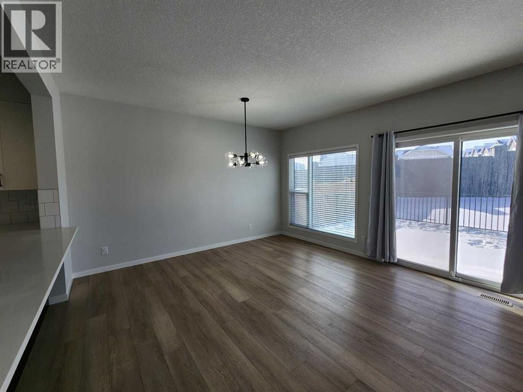 Single Family House for Sale in  Edith Road NW Glacier Ridge Calgary 