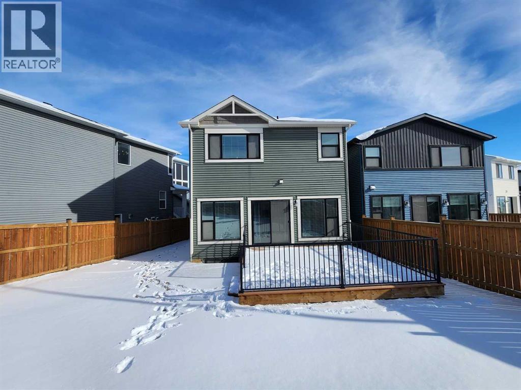 Single Family House for Sale in  Edith Road NW Glacier Ridge Calgary 